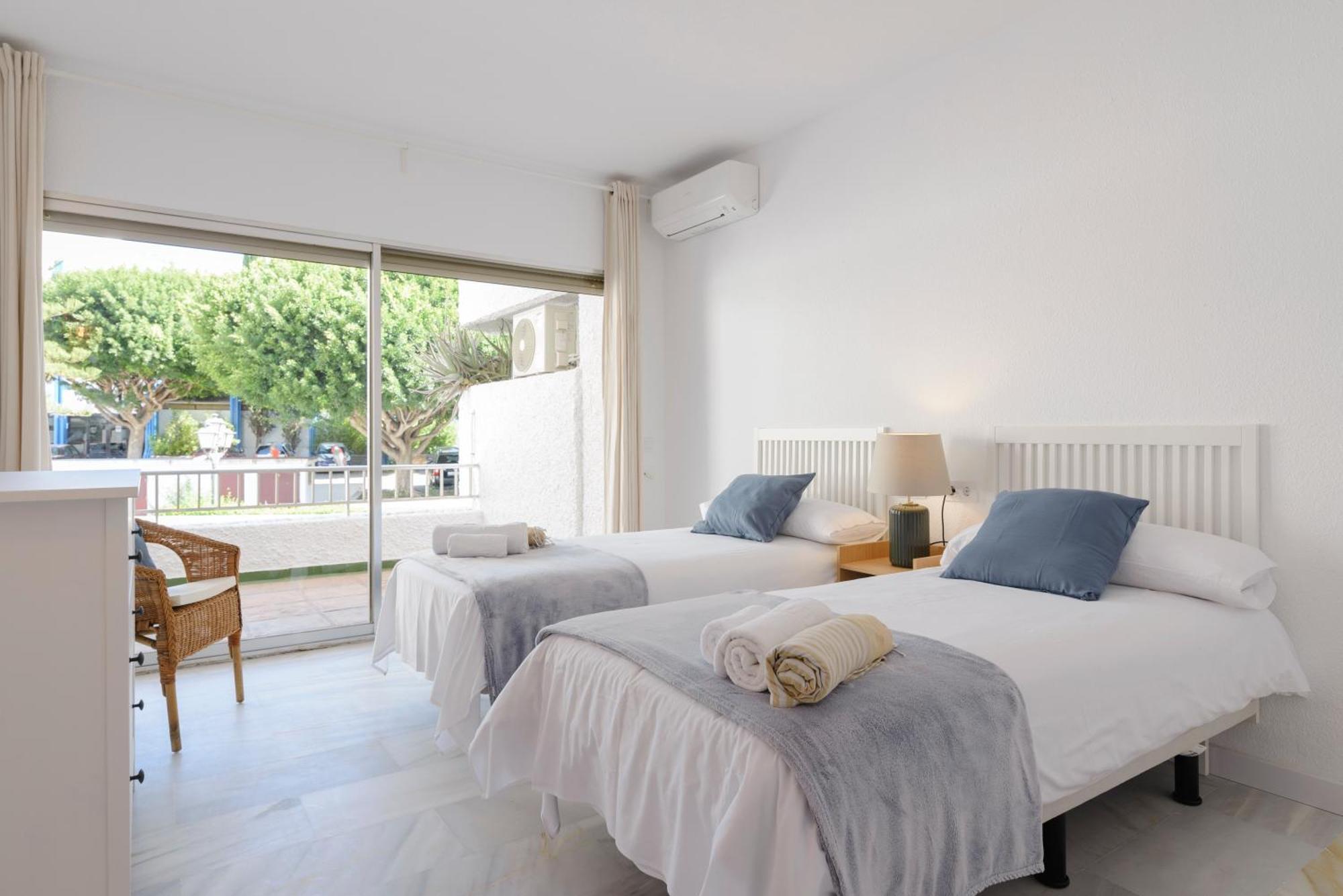 Jardines Del Mar Apartments 马尔韦利亚 外观 照片